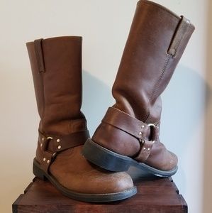 mens cowboy boots with buckles